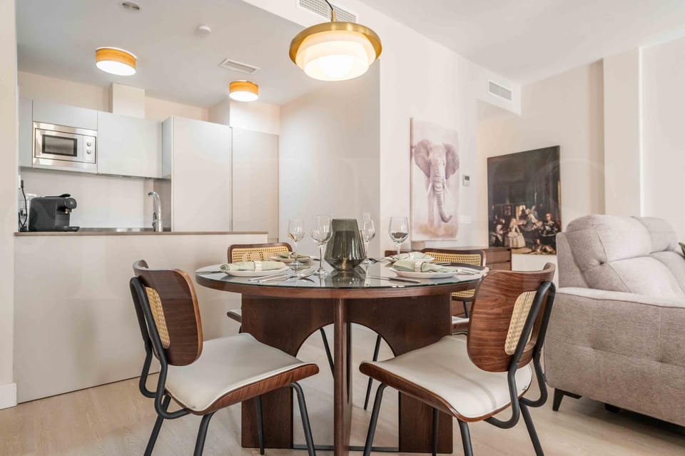 Kitchen or kitchenette, kitchen
