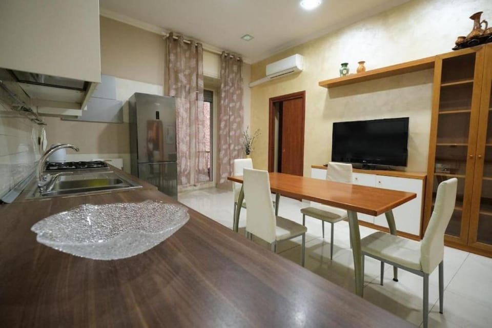 TV and multimedia, Dining area