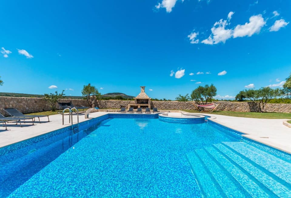 Pool view, Swimming pool, Swimming pool, sunbed