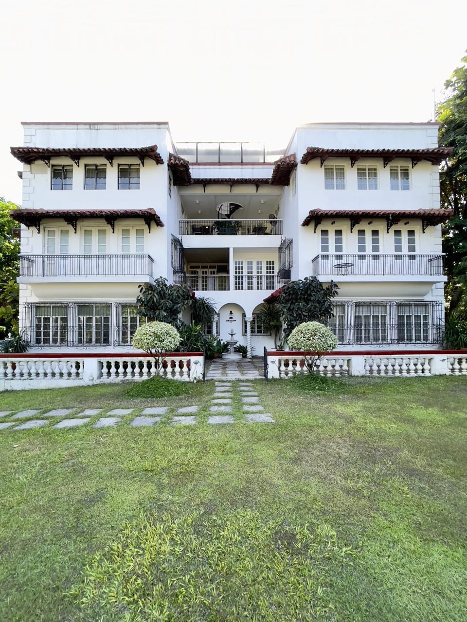 Property building, Day, Garden
