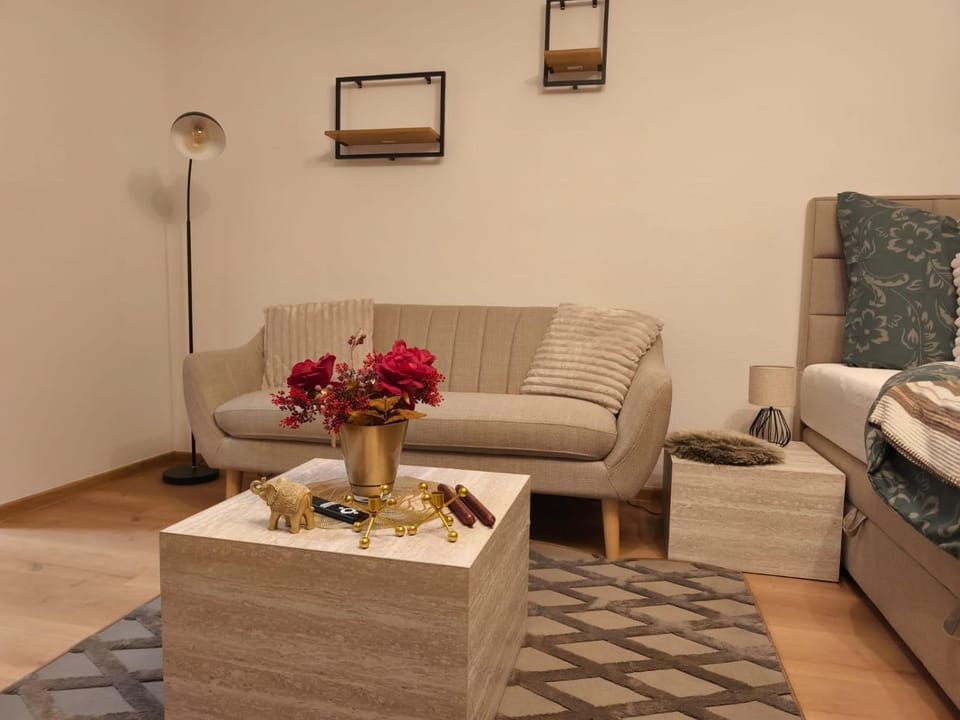 Living room, Bedroom