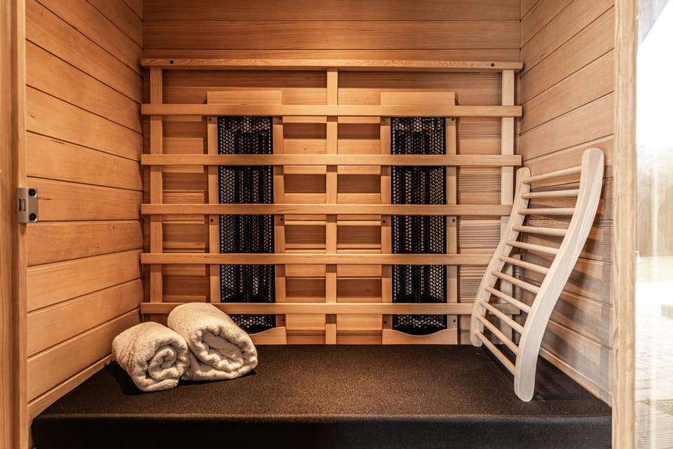 Sauna, towels