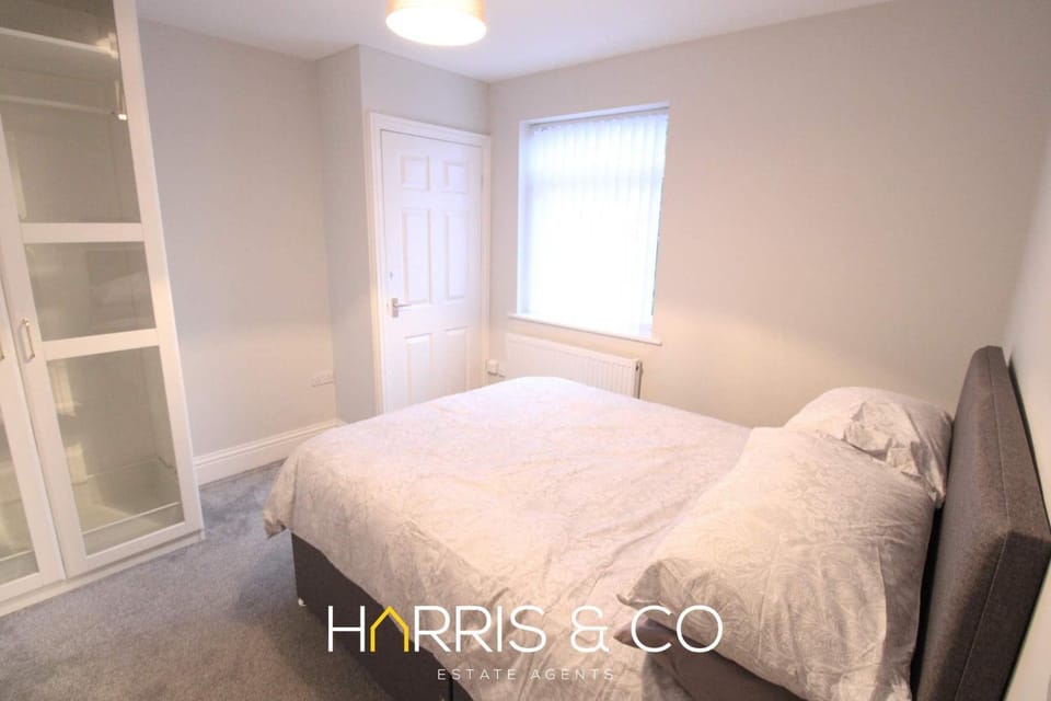 Fishermans View Apartment in Wyre District