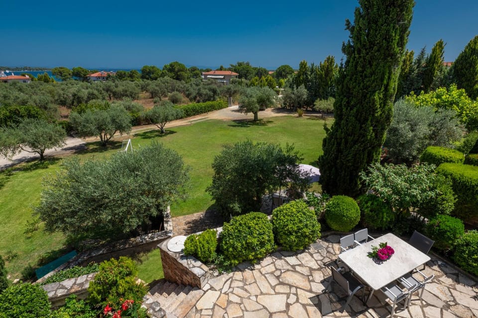 Day, Natural landscape, Garden, Garden view