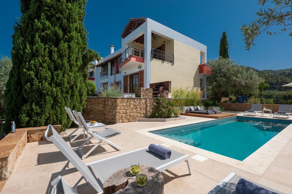 Property building, Pool view, Swimming pool, sunbed