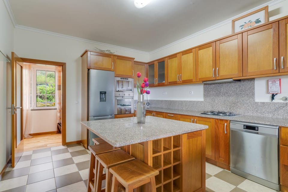 Porto Moniz Yellow House House in Madeira District