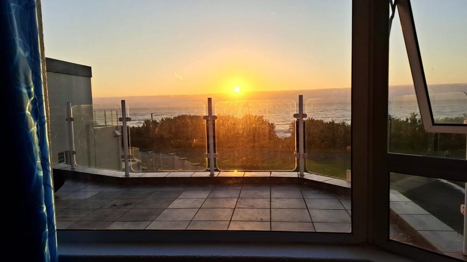 Balcony/Terrace, Bedroom, Sea view, Sunrise