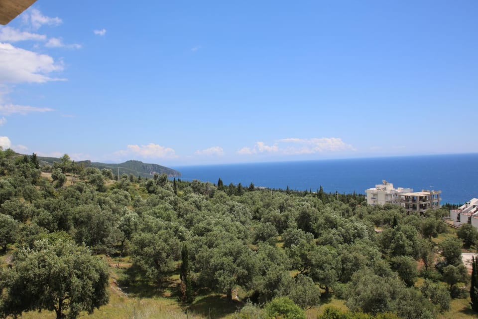 Nearby landmark, Day, Balcony/Terrace, Mountain view, Sea view