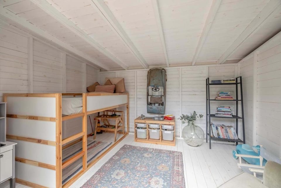 Staycation in Eton, 10 mins to Legoland & Castle - By Tempstay House in Slough