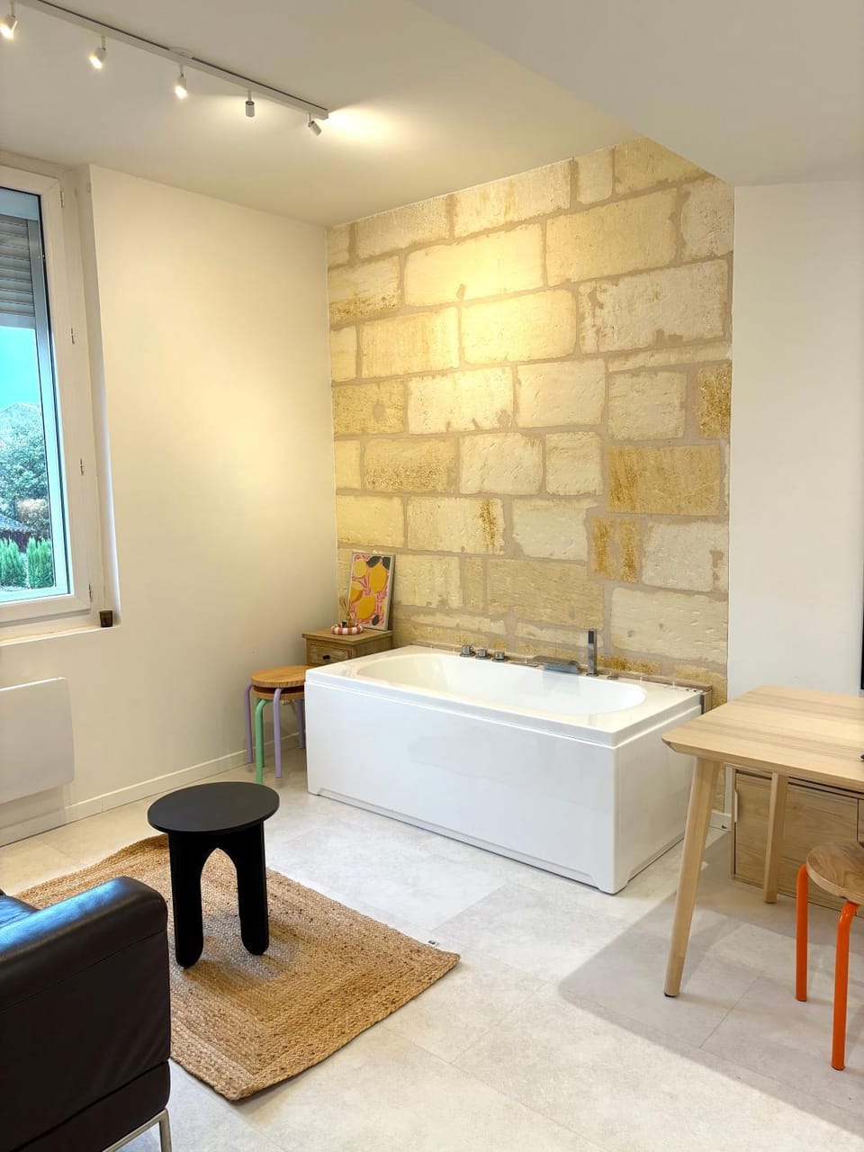 Studio ultra centre libourne - jacuzzi & vidéoprojecteur Apartment in Fronsac