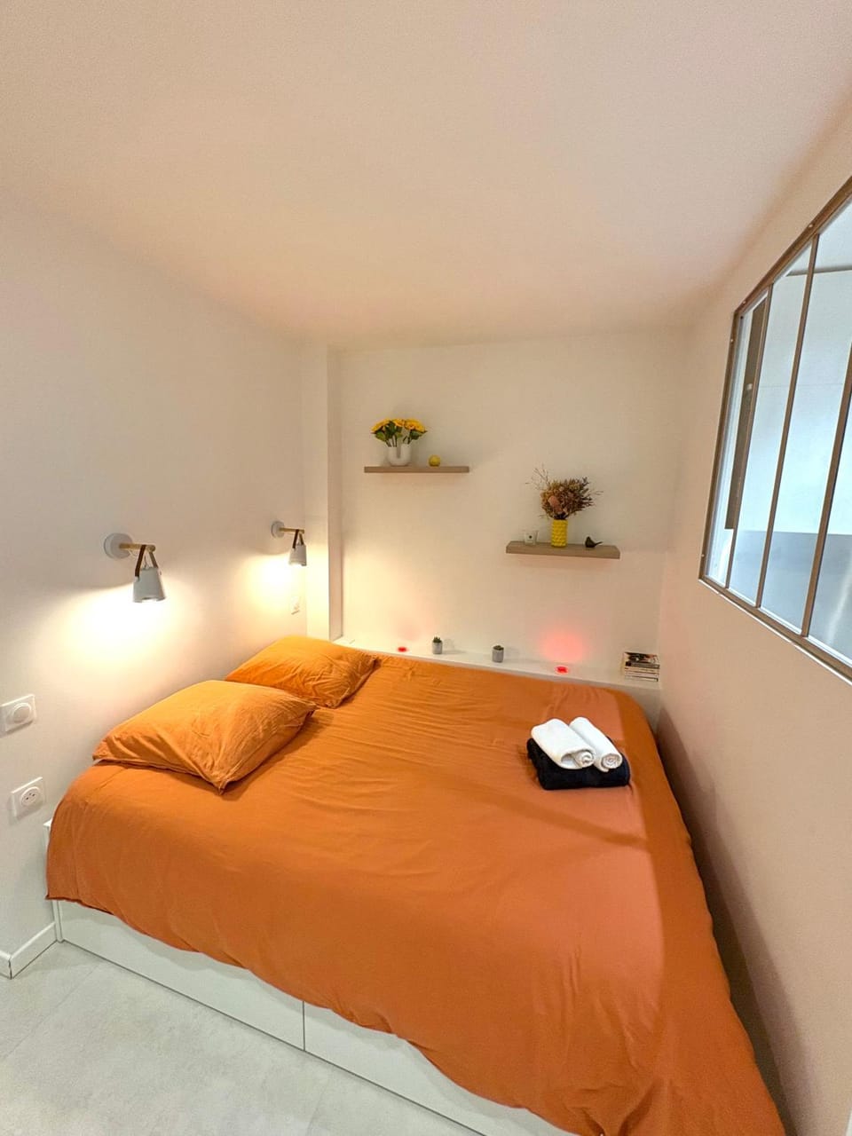 Studio ultra centre libourne - jacuzzi & vidéoprojecteur Apartment in Fronsac