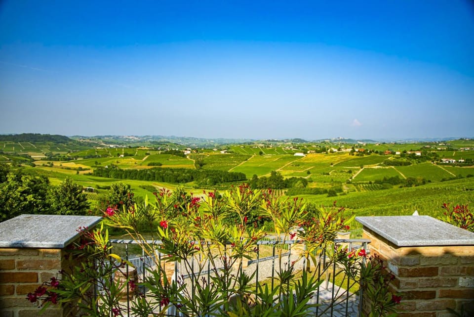 View (from property/room), Breakfast, hair dryier, heating, heating, pet friendly, pet friendly, wardrobe, air conditioner, air conditioner