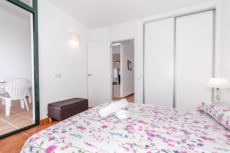 Property building, Living room, Bedroom