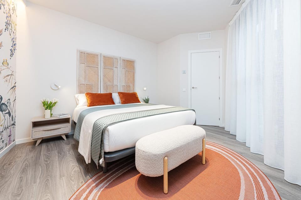 Bed, Bedroom