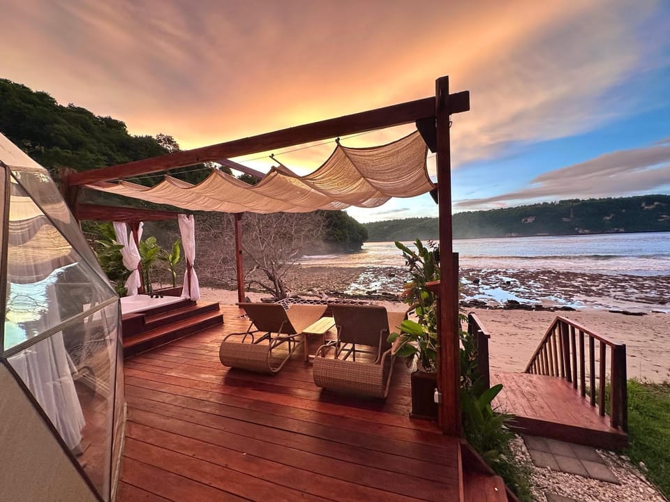 Property building, Balcony/Terrace, Sunset