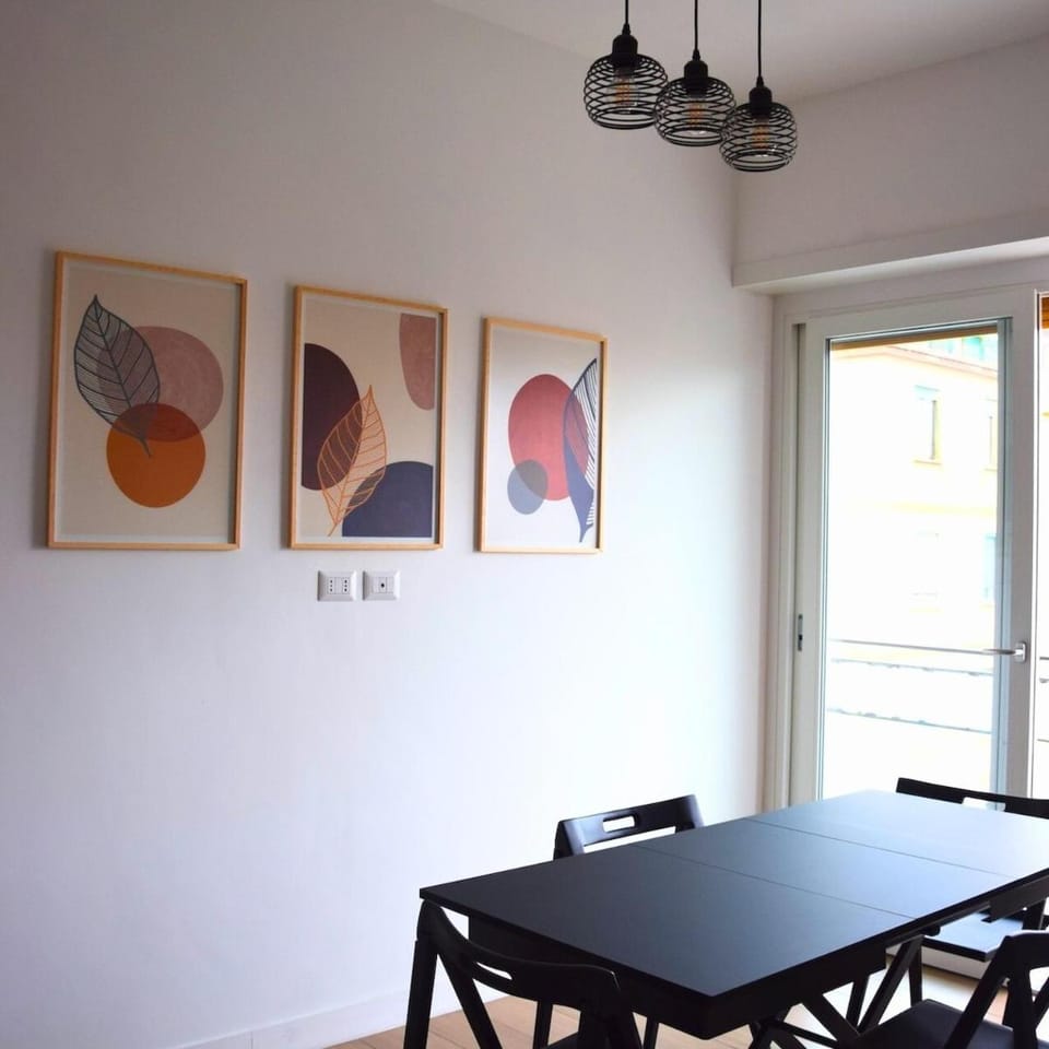 Living room, Decorative detail, Seating area, Dining area