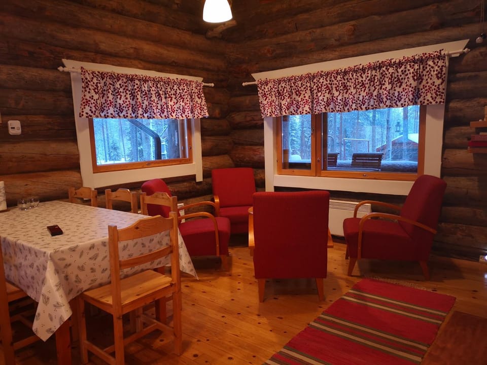 Living room, Dining area