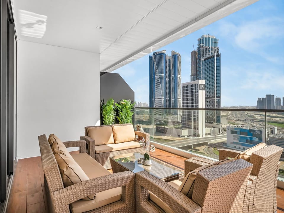 Day, View (from property/room), Balcony/Terrace, Seating area, City view