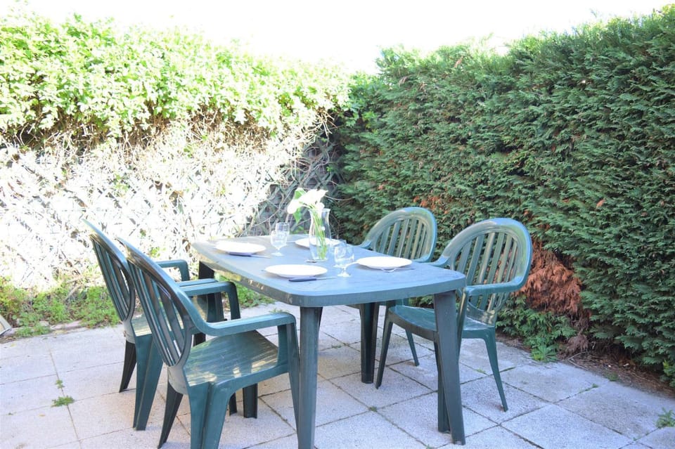Patio, Garden