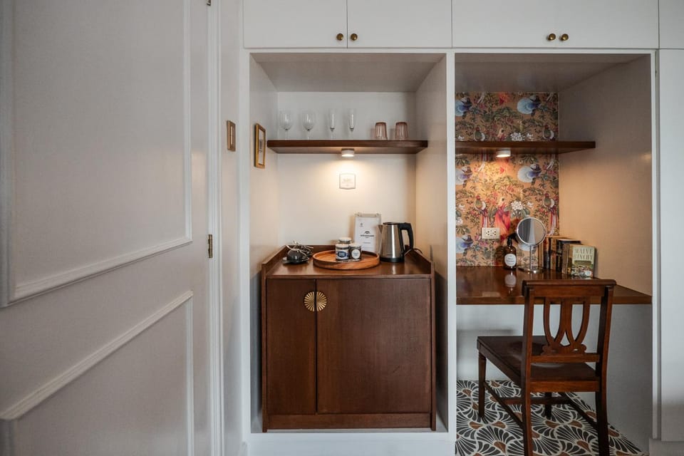 Coffee/tea facilities