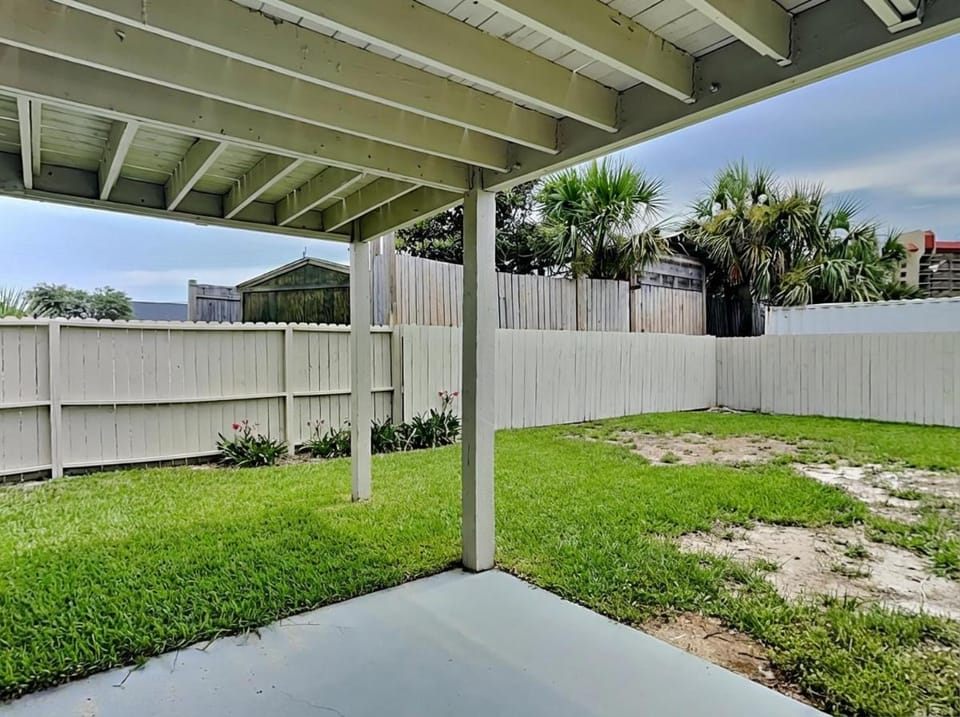 PC Beach Retreat D House in Lower Grand Lagoon