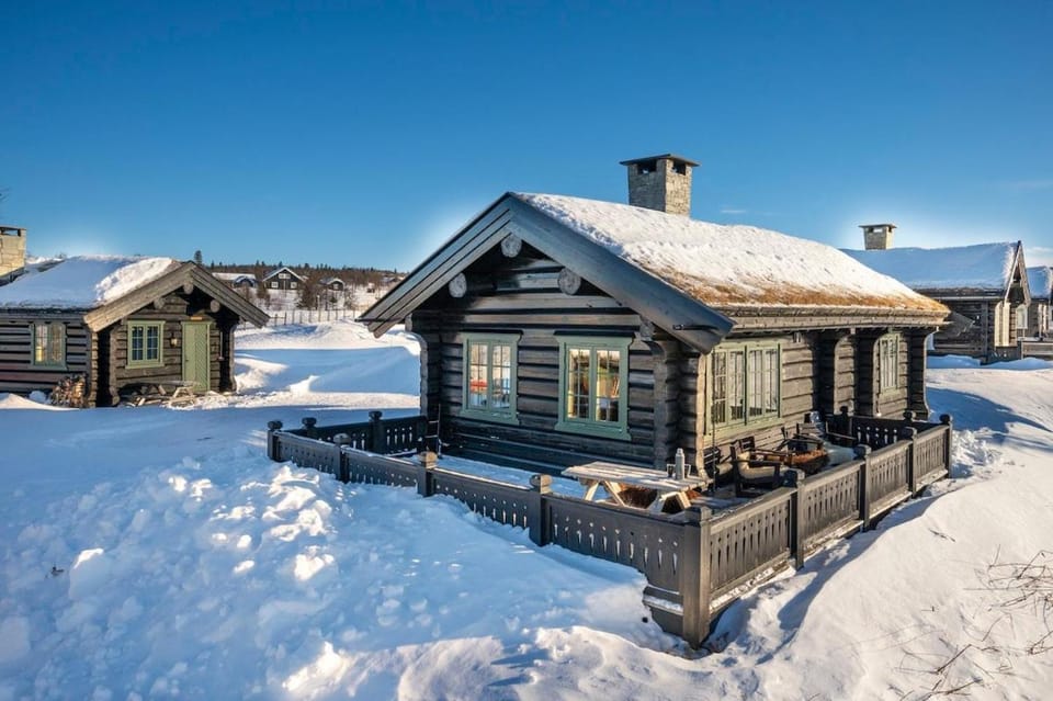 Property building, Winter