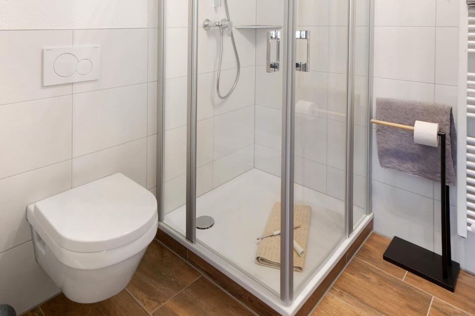 Bathroom, Living room