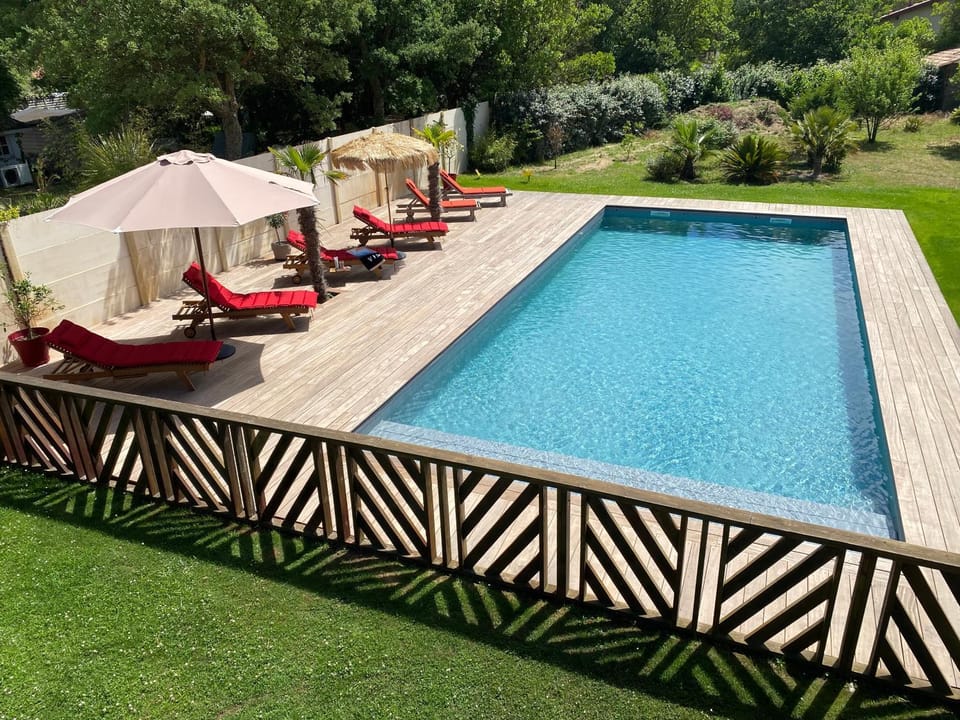 Garden, Garden view, Pool view, Swimming pool, sunbed