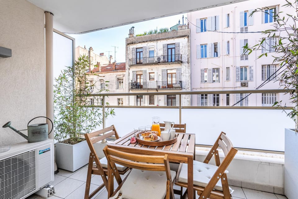 Patio, Balcony/Terrace
