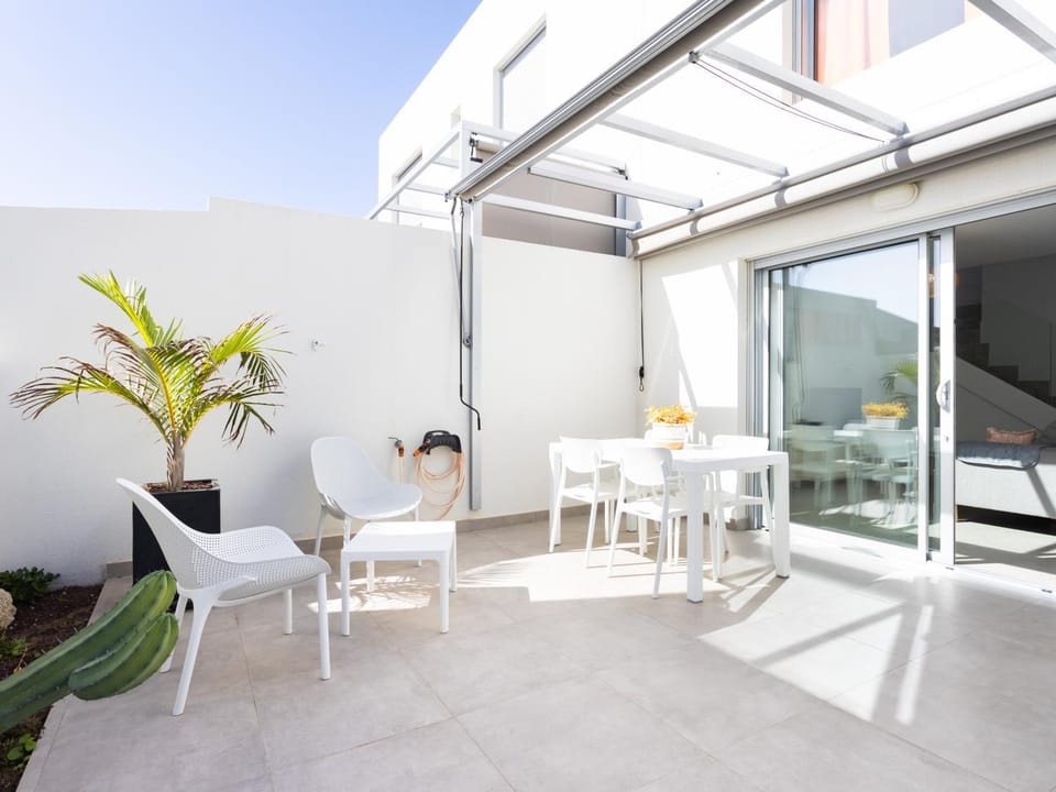 Balcony/Terrace, Dining area