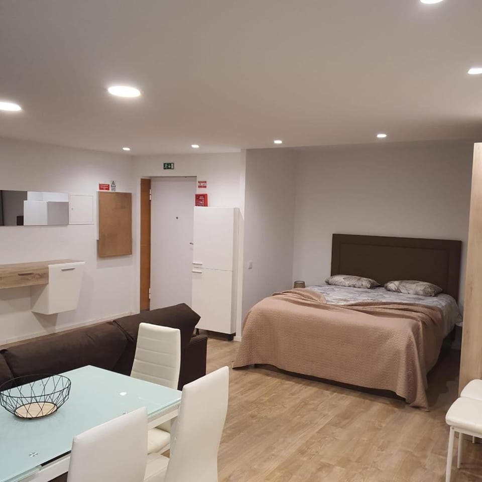 Center Marina View Brown Studio Apartment in Funchal