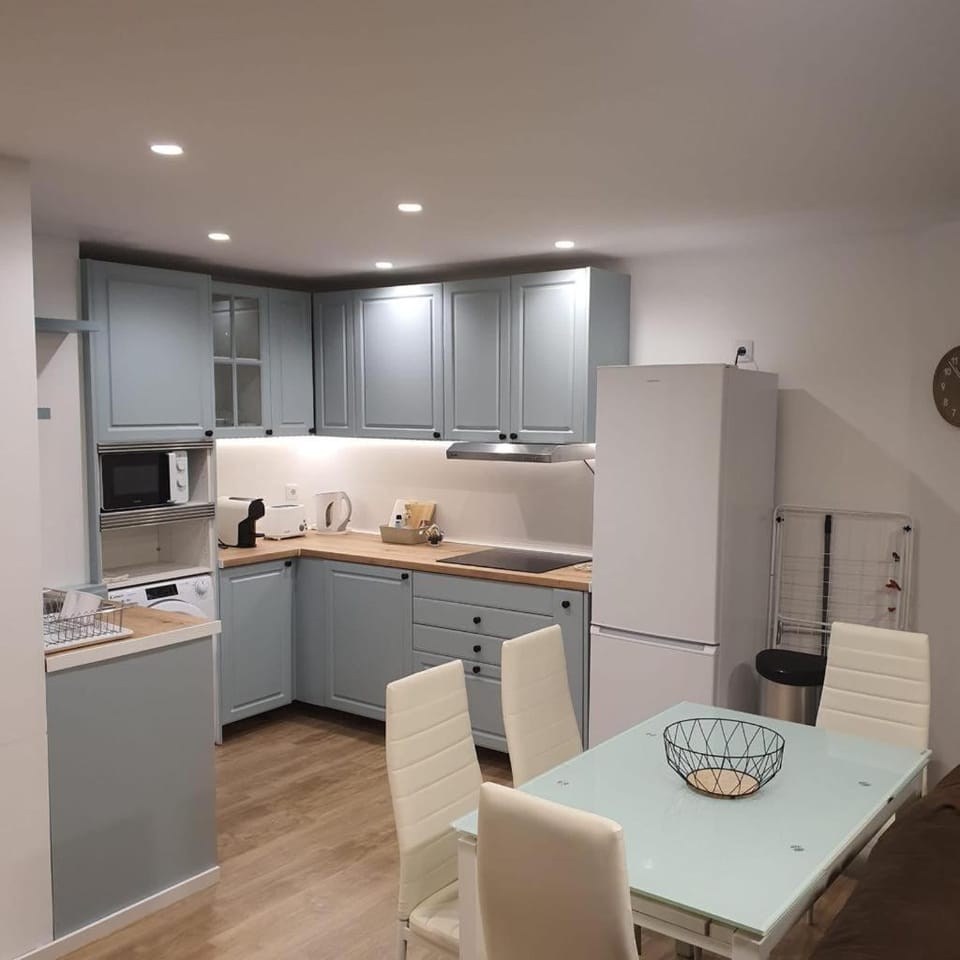 Center Marina View Brown Studio Apartment in Funchal