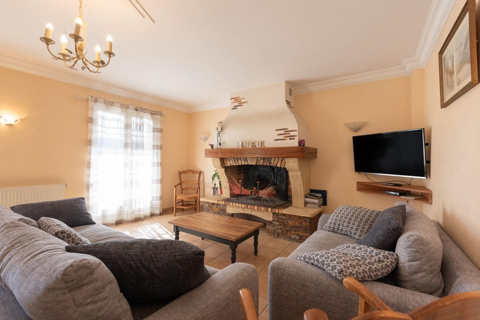 Property building, Living room