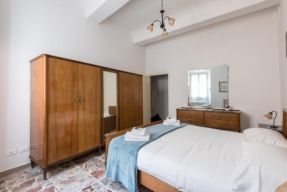 Le Grazie Suite 1 in Florence Apartment in Florence