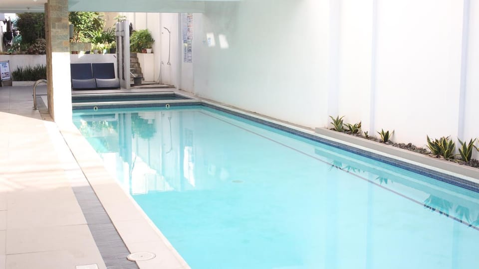 Swimming pool, Swimming pool, sunbed