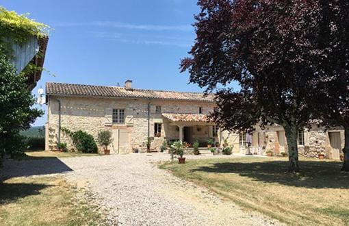 maison pechauzi Bed and Breakfast in Occitanie
