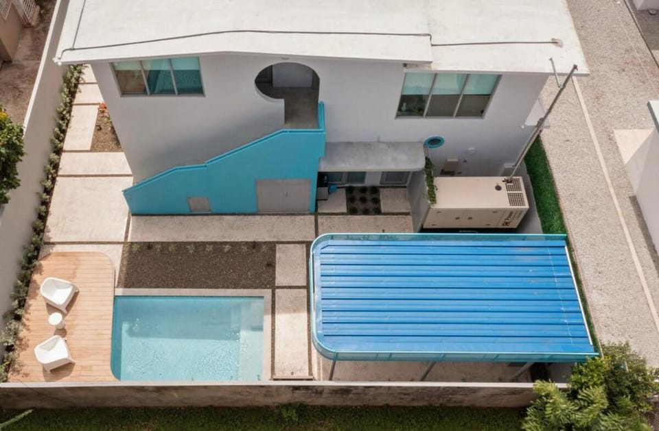 Aquabella 2 Ocean Breeze Getaway in Isla Verde Apartment in Carolina