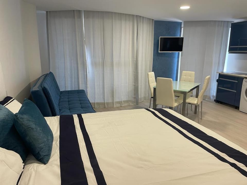 Center Marina view Blue Studio Apartment in Funchal