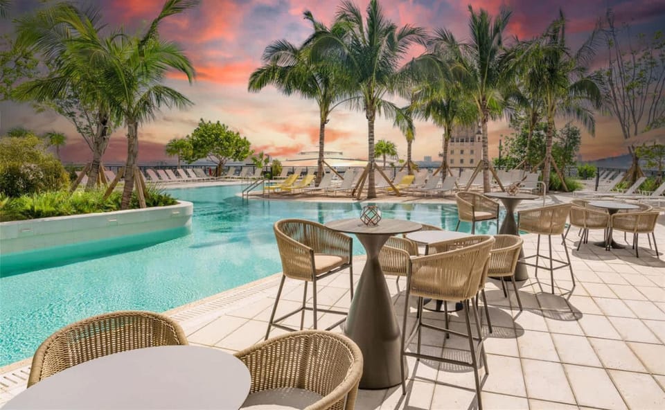 Best Stay - City Views Gym & Pool Apartment in Miami