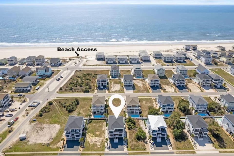 A Shore Thing at Ocean Isle Beach, 5 bedroom 5 bathroom, private pool and spa House in Ocean Isle Beach