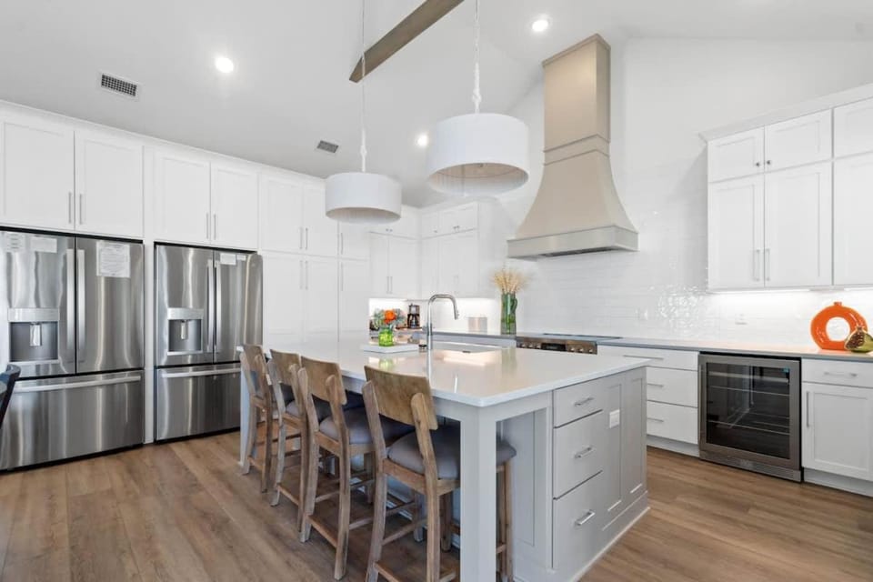 Persimmon 9 by Brunswick Vacation Rentals- 8BR with Elevator, Pool & Beach Access House in Oak Island