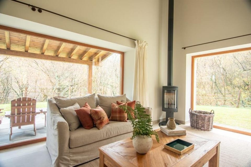 Living room, Garden view, fireplace
