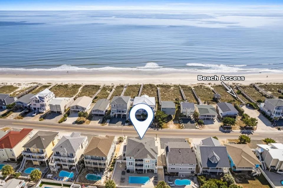 Isle Escape, 6 bedrooms, 6 bathrooms, private pool, elevator, stunning ocean views House in Ocean Isle Beach