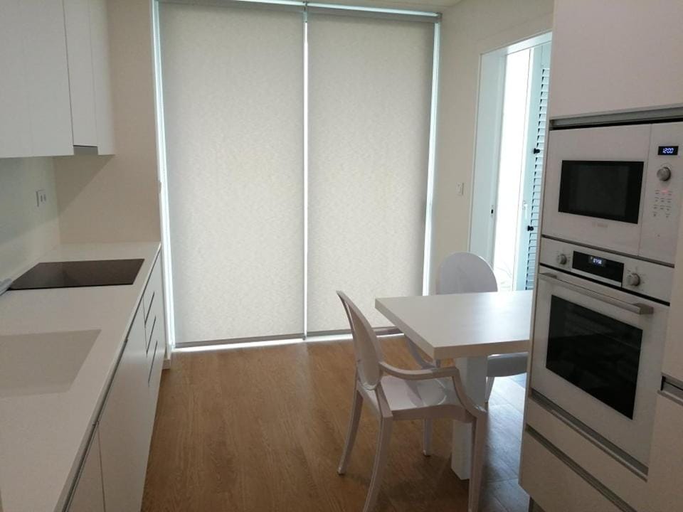 Kitchen or kitchenette, Dining area, dishwasher, oven, stove