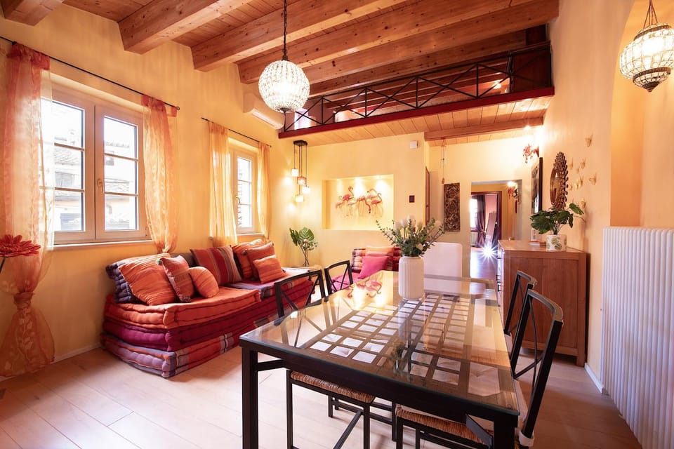 Casa Milla In Center Town Apartment in Capannori