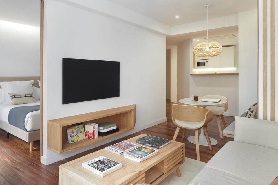Living room, Bedroom
