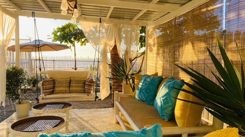 Tierra Bella-Exclusive Beachfront Villa at Elyu House in La Union