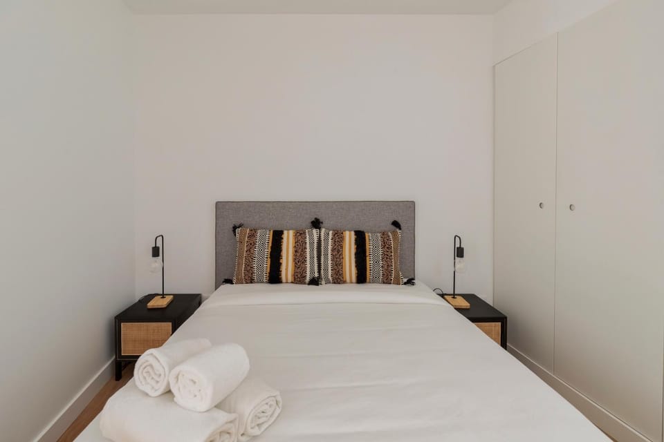 Bed, Photo of the whole room, Bedroom, towels, wardrobe