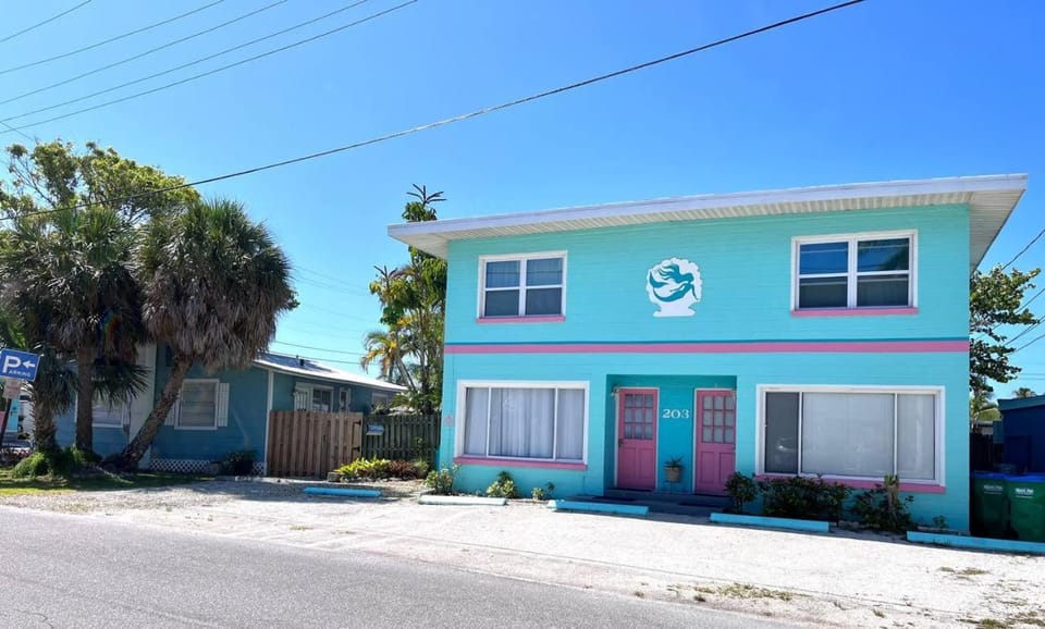 Playa Esmeralda INN Suite 2 Apartment in Bradenton Beach