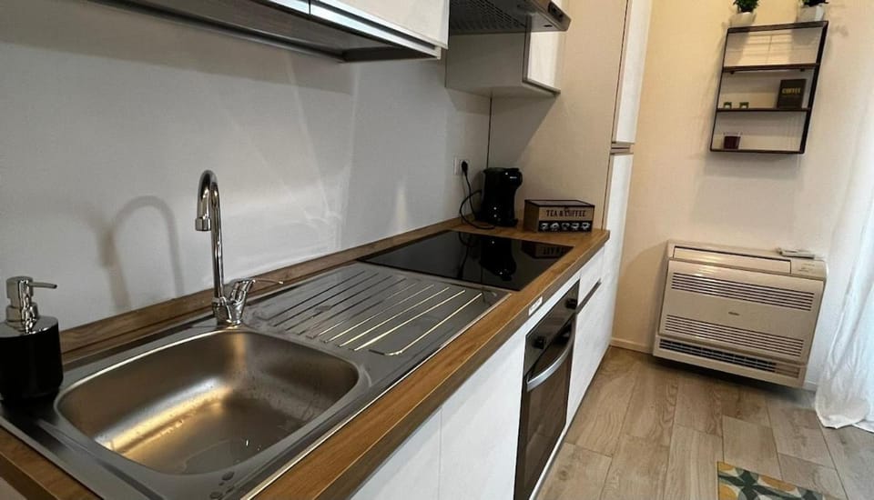 the green house Apartment in Bari